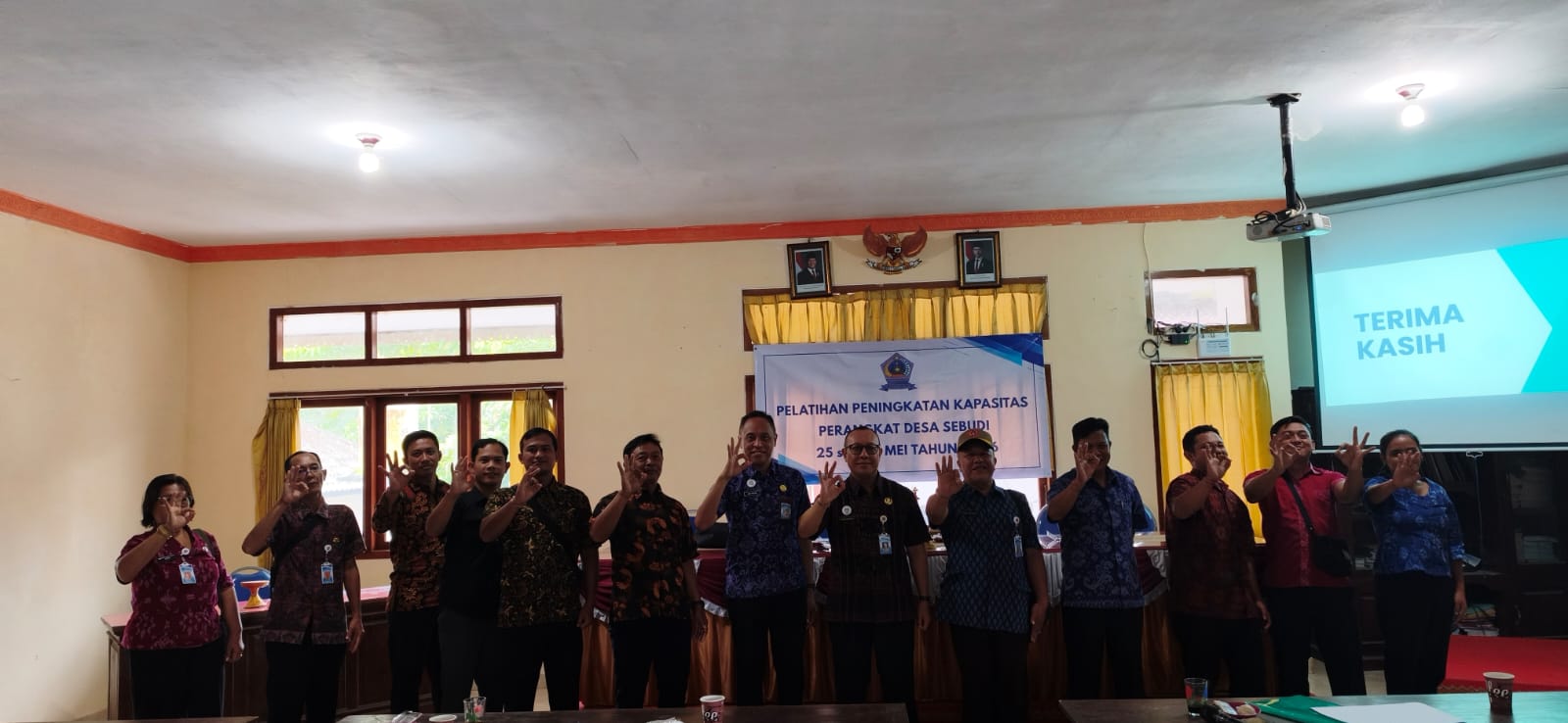 PELATIHAN PENINGKATAN KAPASITAS PERANGKAT DESA