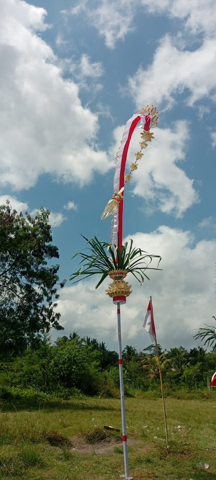 SEMANGAT MERAYAKAN KEMERDEKAAN DESA SEBUDI