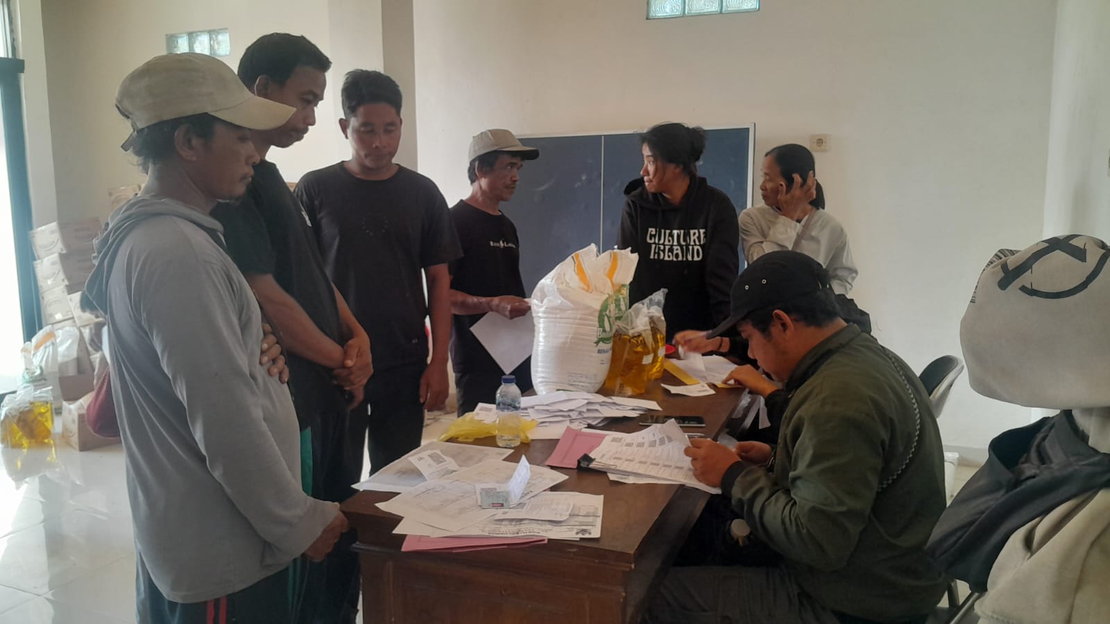 Pembagian Bantuan PBP (Penerima Bantuan Pangan)